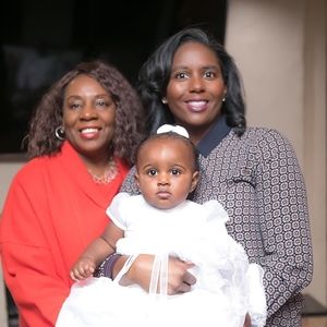 Meet your Posher, Esther